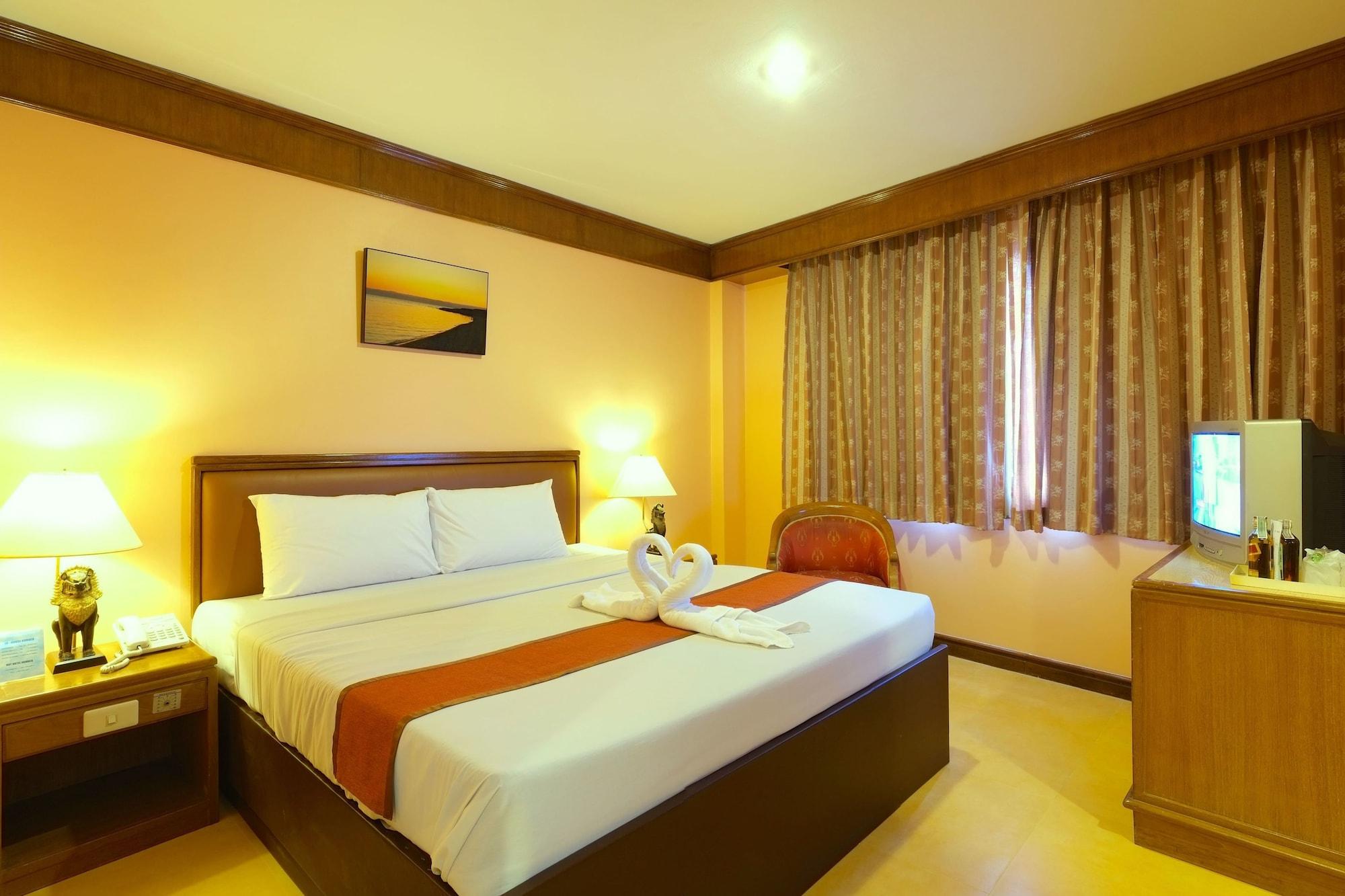 Silom Avenue Inn Bangkok Extérieur photo