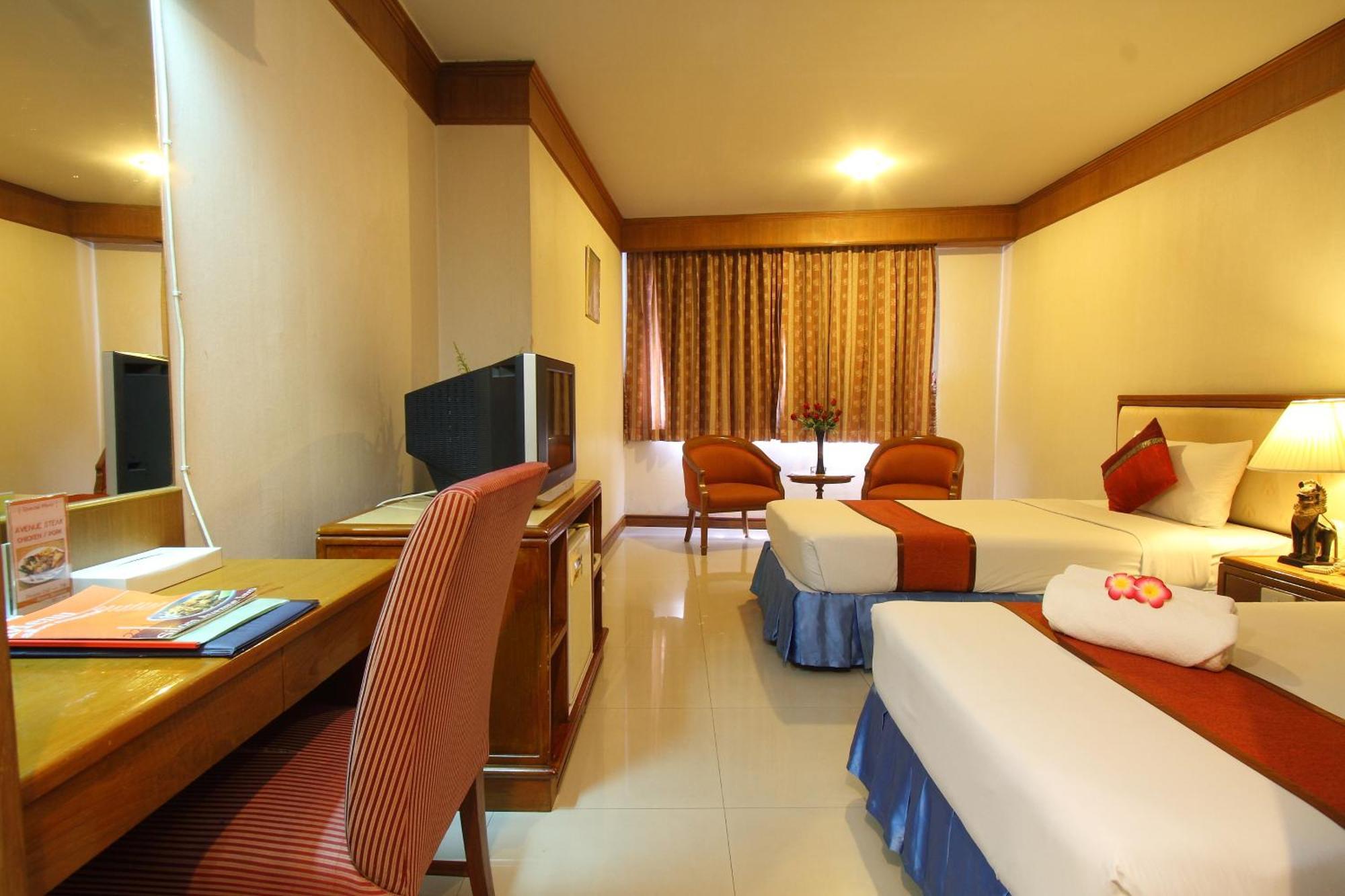 Silom Avenue Inn Bangkok Extérieur photo