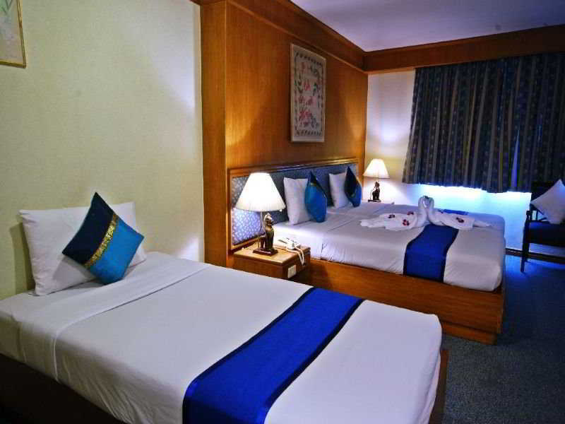 Silom Avenue Inn Bangkok Extérieur photo